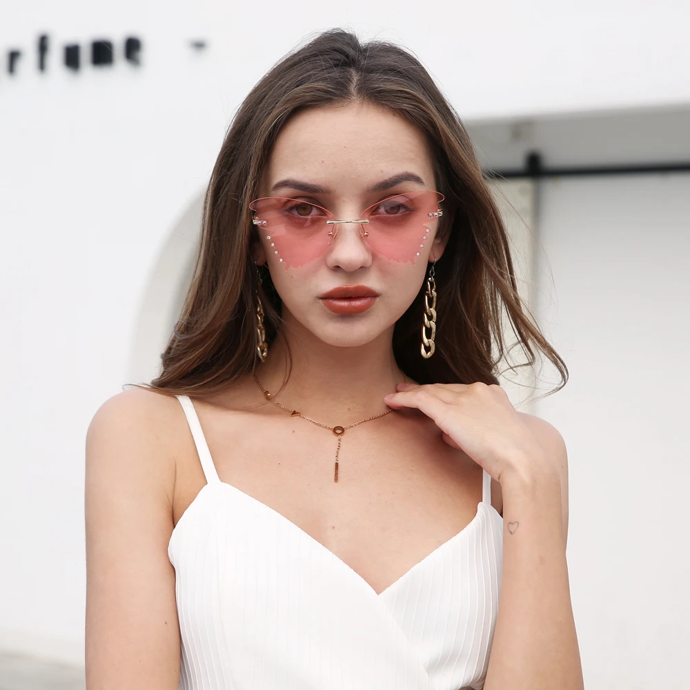 

Butterfly Wing Lens Sunglasses Butterfly Wing Sunglasses Spring Themed Blocks 100% UV Outdoor Spring Festival Shades