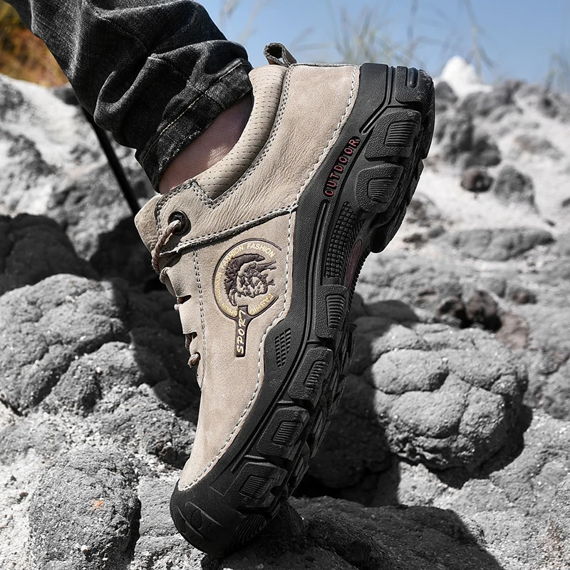 HIKEUP High Quality Men Hiking Shoes Durable Leather Climbing Shoes Genuine Leather Men's Outdoor Shoes Walking Sneaker