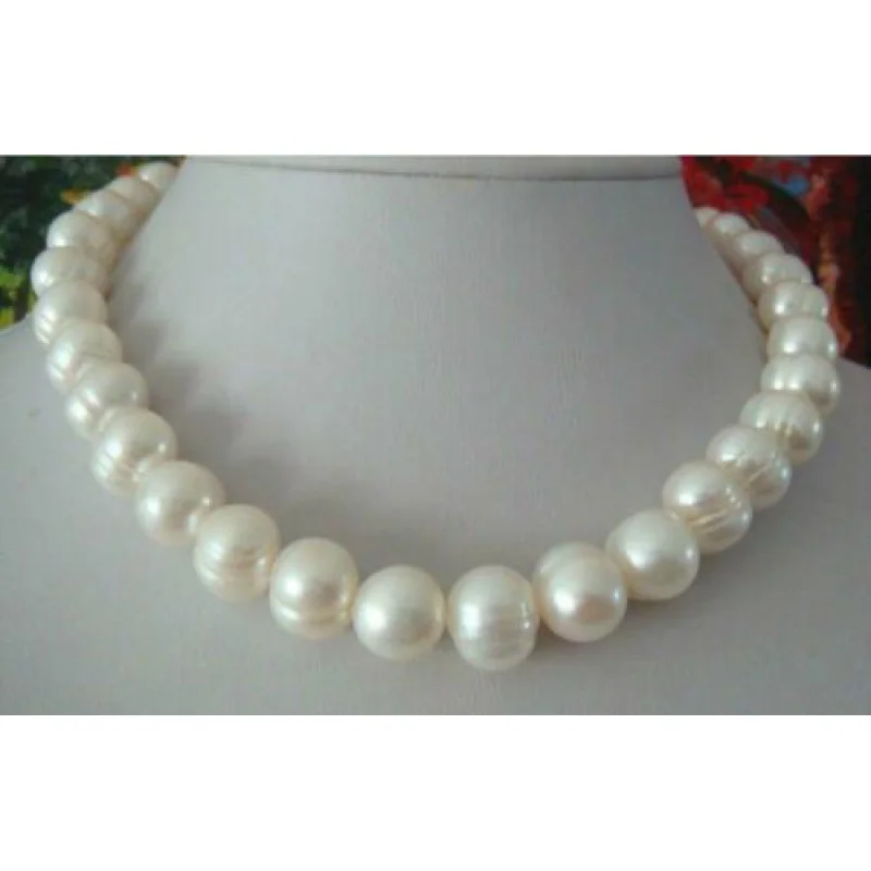 

18inch AAA Natural 12-13mm Nanhai White Pearl Large Pearl Baroque Pearl Necklace 14k Buckle