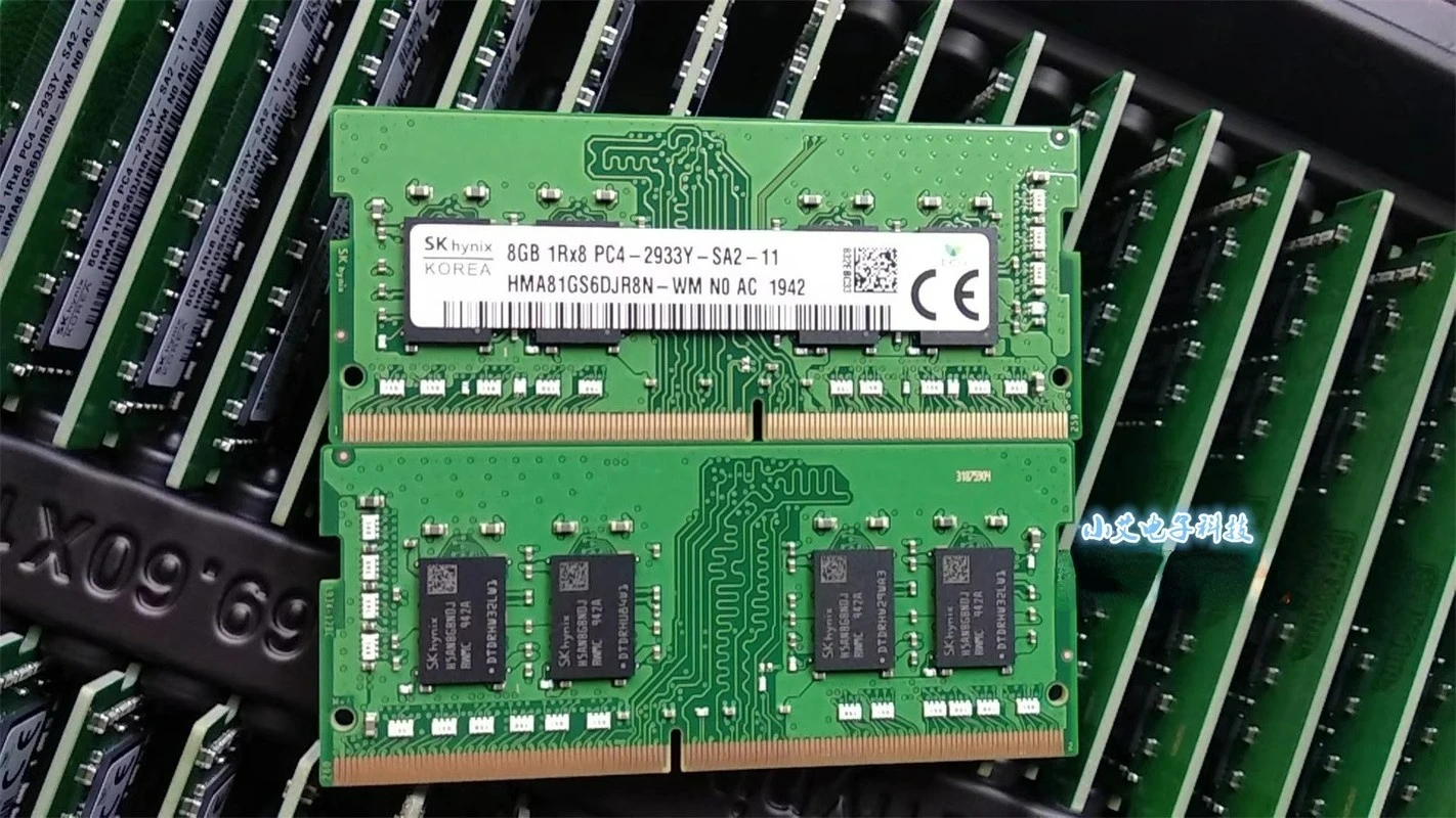 

RAM 8GB 1RX8 PC4-2933Y-SA2 HMA81GS6DJR8N-WM Notebook Memory Bar