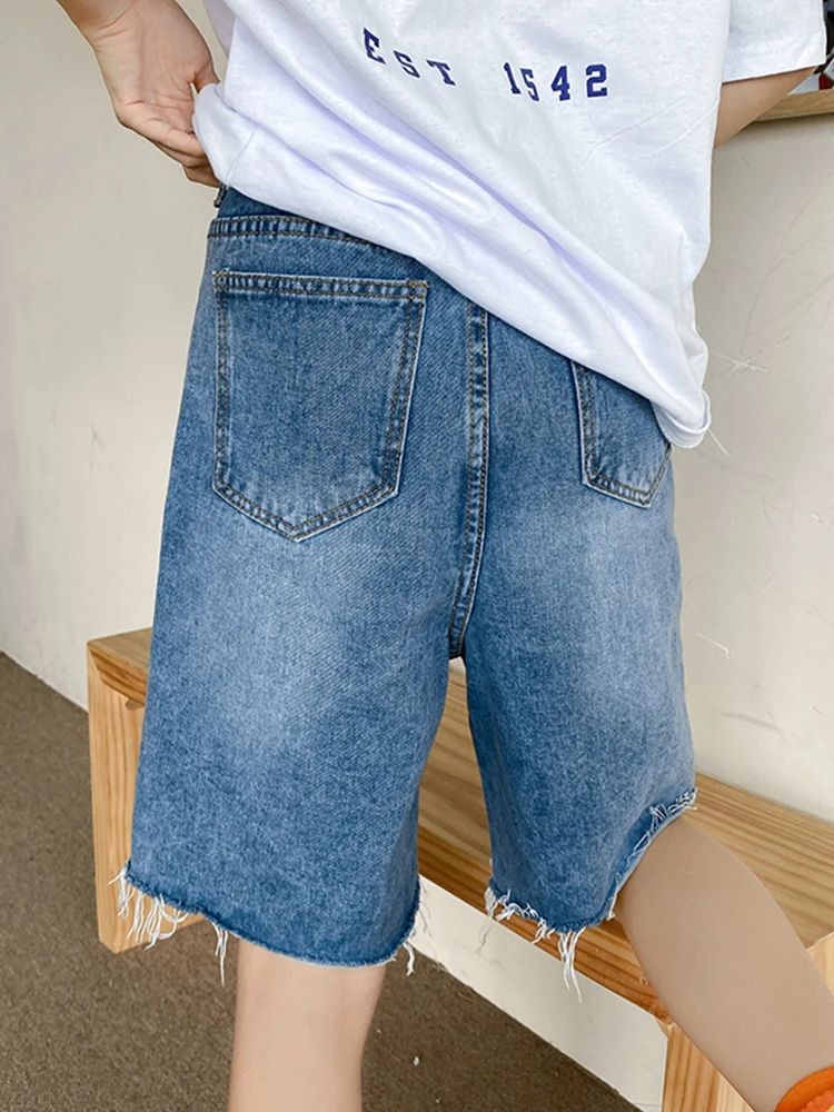 New Spring Summer Women High Waist Hole Frayed Blue Denim Shorts Streetwear Female Wide Leg Button Raw Hem Jeans Shorts