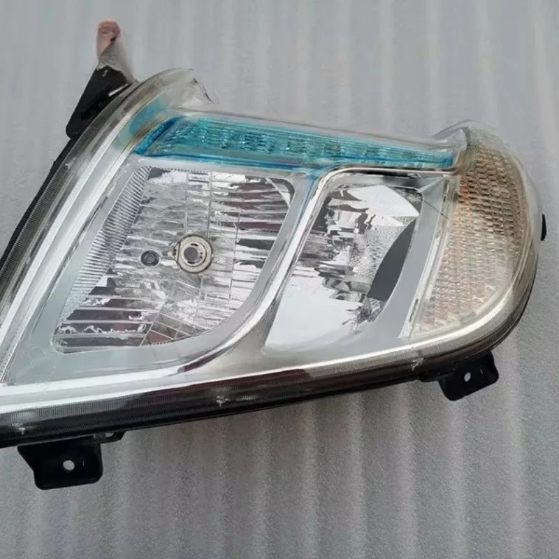 дневные ходовые огни и высококачественная электрическая ручная регулировка