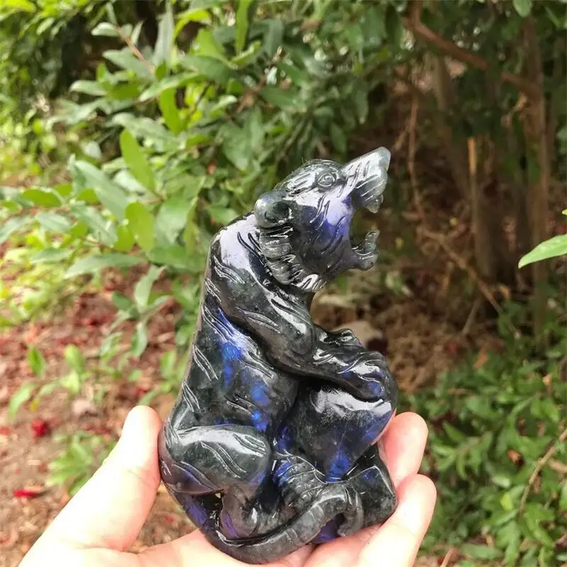 Natural Crystal Labradorite Tiger Gemstone Carving Healing Animals Figurines Reiki Ornaments Home Decoration 1pcs