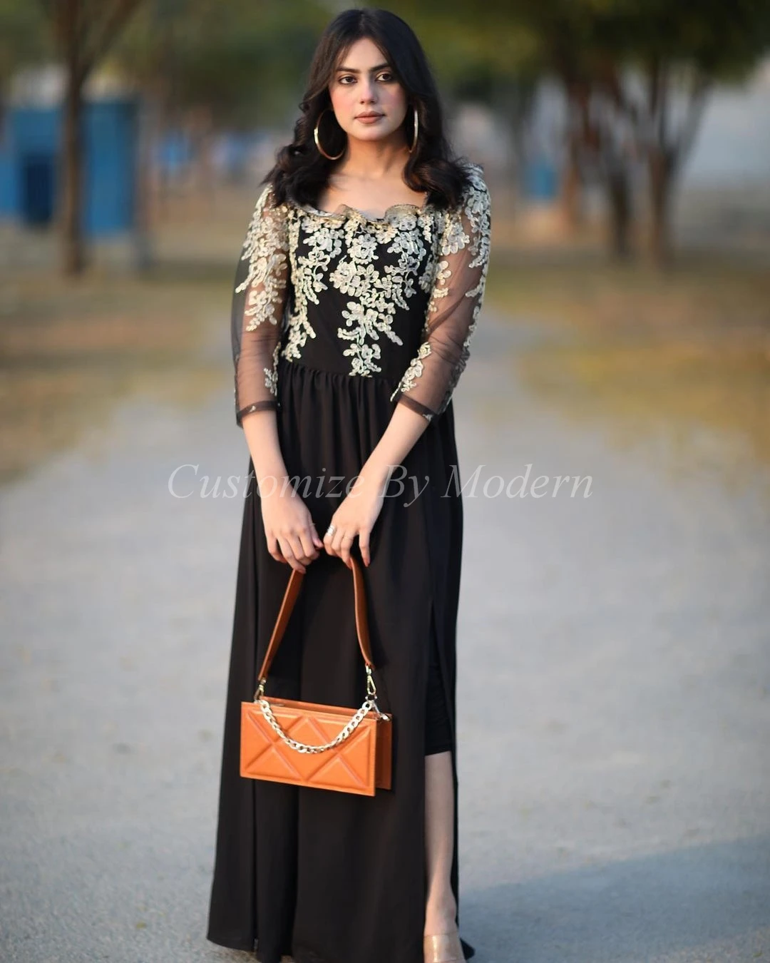 

Black Long Sleeves Prom Dresses Lace Side Split Floor Length Saudi Arabia Evening Gowns Formal Party Dress