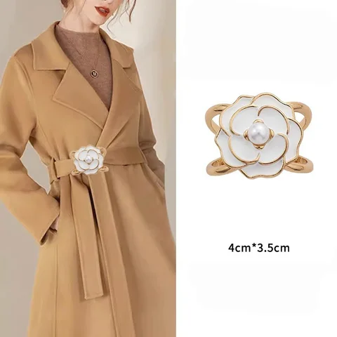 Модные броши с поясом и жемчугом и стразами камелии для женщин, квадратный шарф, пряжка, геометрическая брошь-крест, булавка, металлическое кольцо, аксессуары