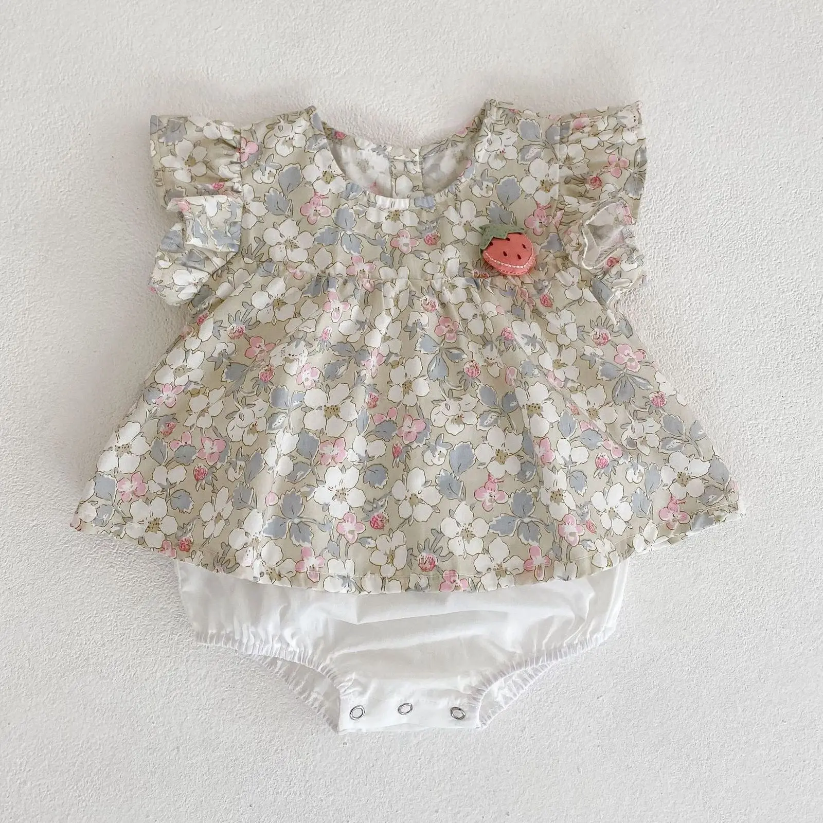 

Summer Newborn Infant Baby Girls Romper Sleeveless Rompers Sweet Strawberry Kids Onepiece Fashion Baby Clothing