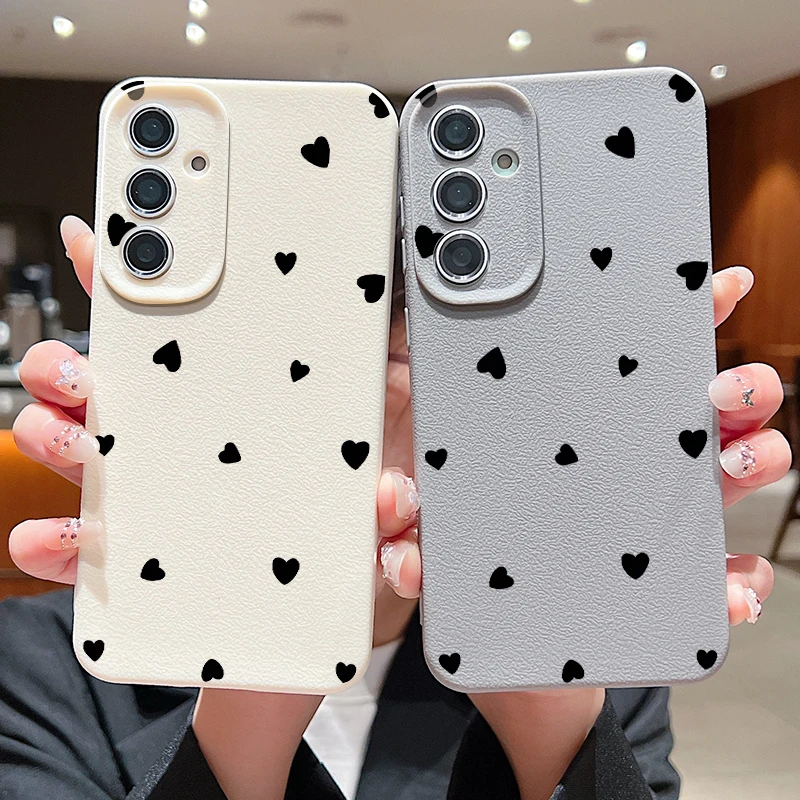 Черный чехол для телефона Love Hearts Samsung Galaxy A55 A35 A25 A15 S24 S23 S22 Ultra S21 S20 FE A16 A52 A53 A14 A34 A54 5G