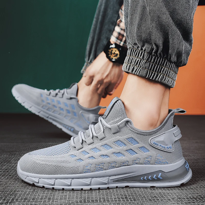 Men Fashion Walking Shoes 2022 New Lightweight Non-Slip Outdoor Leisure Sneakers for Men Hollow Mesh Concise Designer Male Shoes