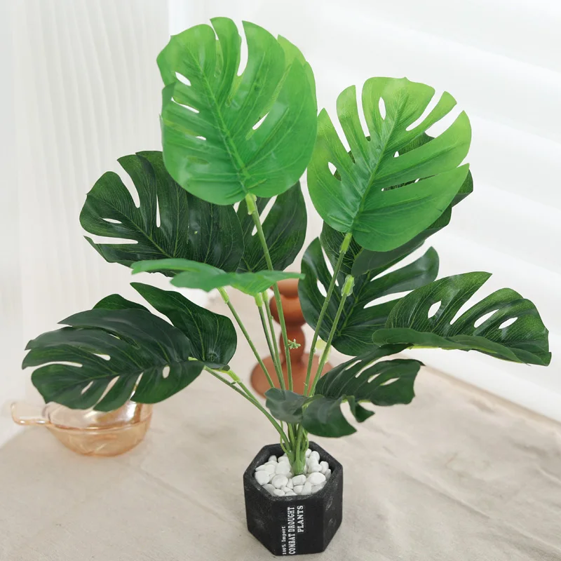 Искусственная пальма цвет в ассортименте