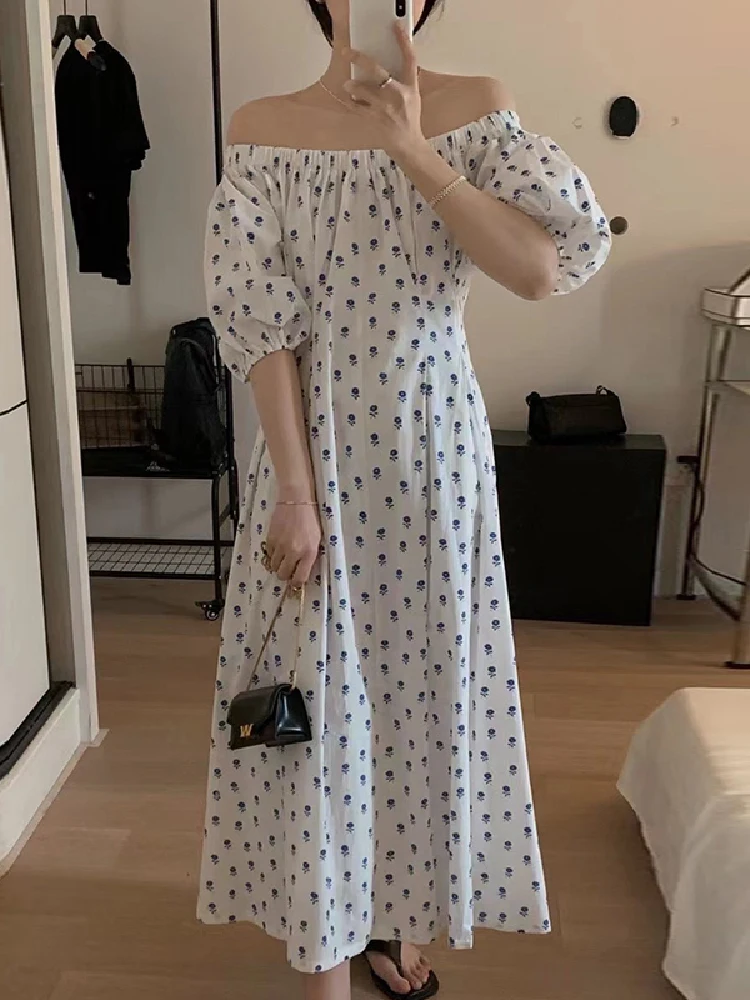 

Корейские шикарные летние платья Новинка однослойный воротник без бретелек полный экран маленькие сломанные цветы талия тонкое платье с п...