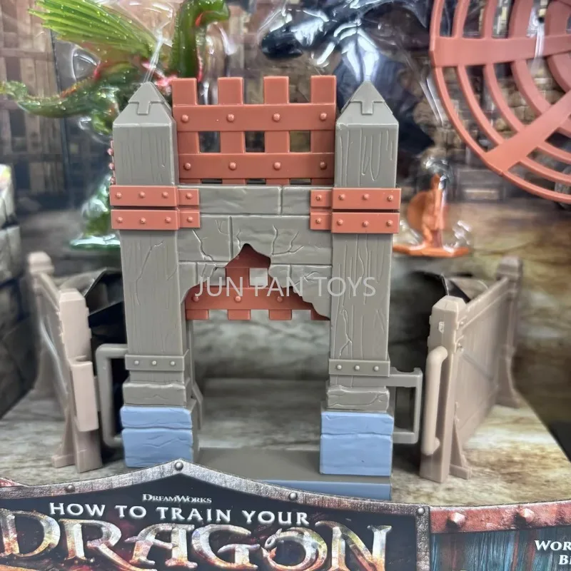 Фото Оригинальный игровой набор DreamWorks Dragons Trial of Flame: Башня с факелом, катапульта, фигурка дракона, арена-замок, игрушка-подарок №4