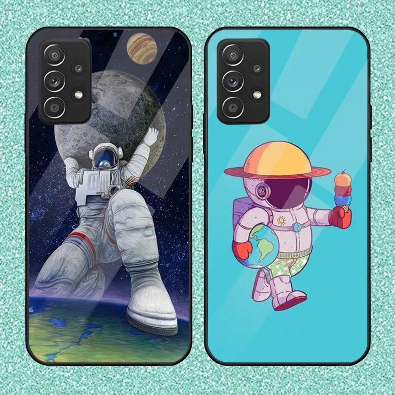 

Outer Space Astronaut Phone Case For Samsung S30 S20 S21 S22 Pro Ultra Plus S7Edge S9 S8 S10E Plus Tempered Glass Funda Cover