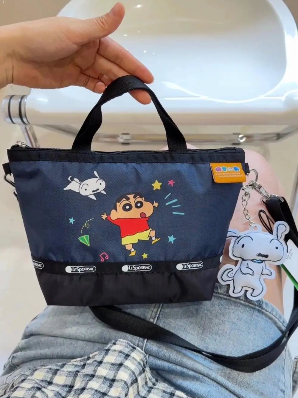 

Новая Милая аниме-сумка Crayon Shin-Chan Kawaii, сумка через плечо, сумка-Органайзер, праздничный подарок L137