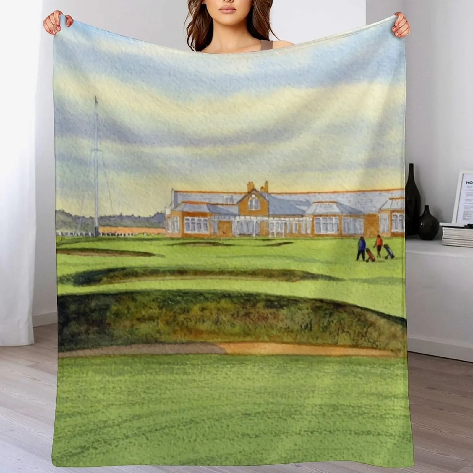 Фото Плед Royal Troon Golf Course 18th And Clubhouse, легкий и уютный плед для кровати и дивана №1