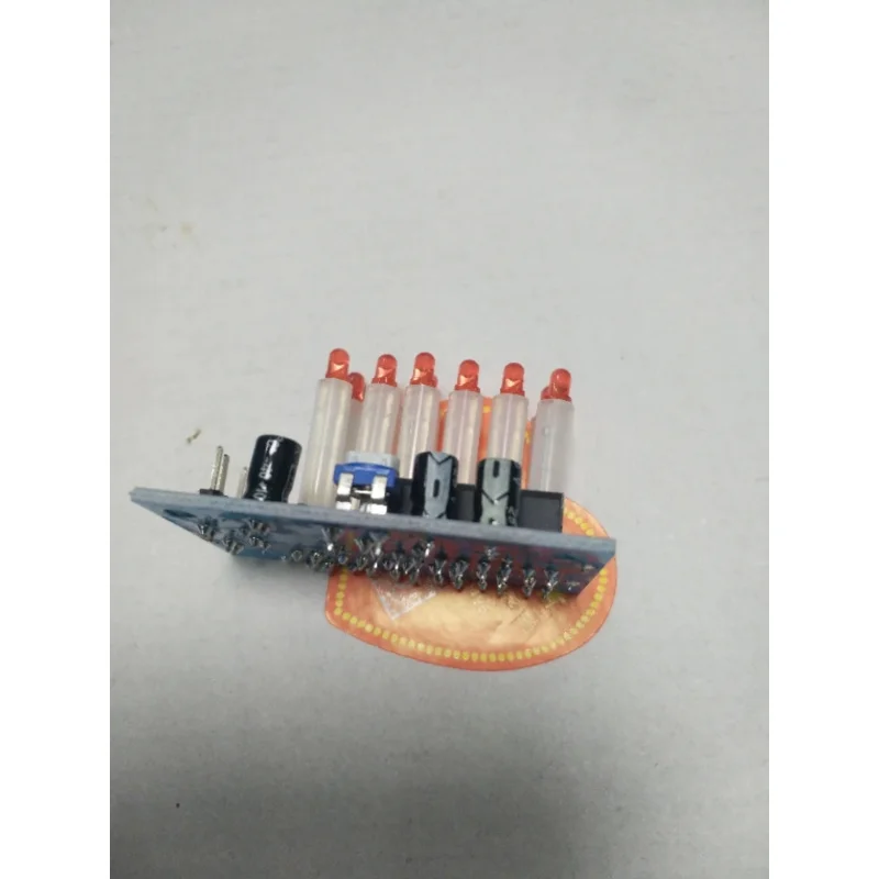 AN6884 заменяет KA2284 5-сегментную 12-световую светодиодное индикатор уровня моно