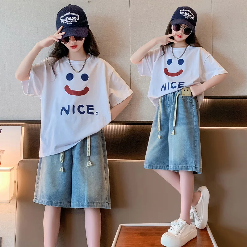 

Summer Girls' Casual Set Cotton New Big Boy Smiling Face Short Sleeve Denim Wide Leg Middle Pants Two Piece Set Korean Edition