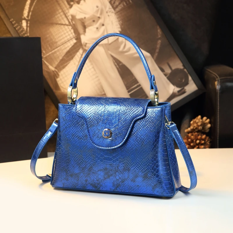 

New Luxury Fashion Women's Handbag Lady Laser Leather Purses Shoulder Messenger Bag Design High Sense Small Crossbody Bags