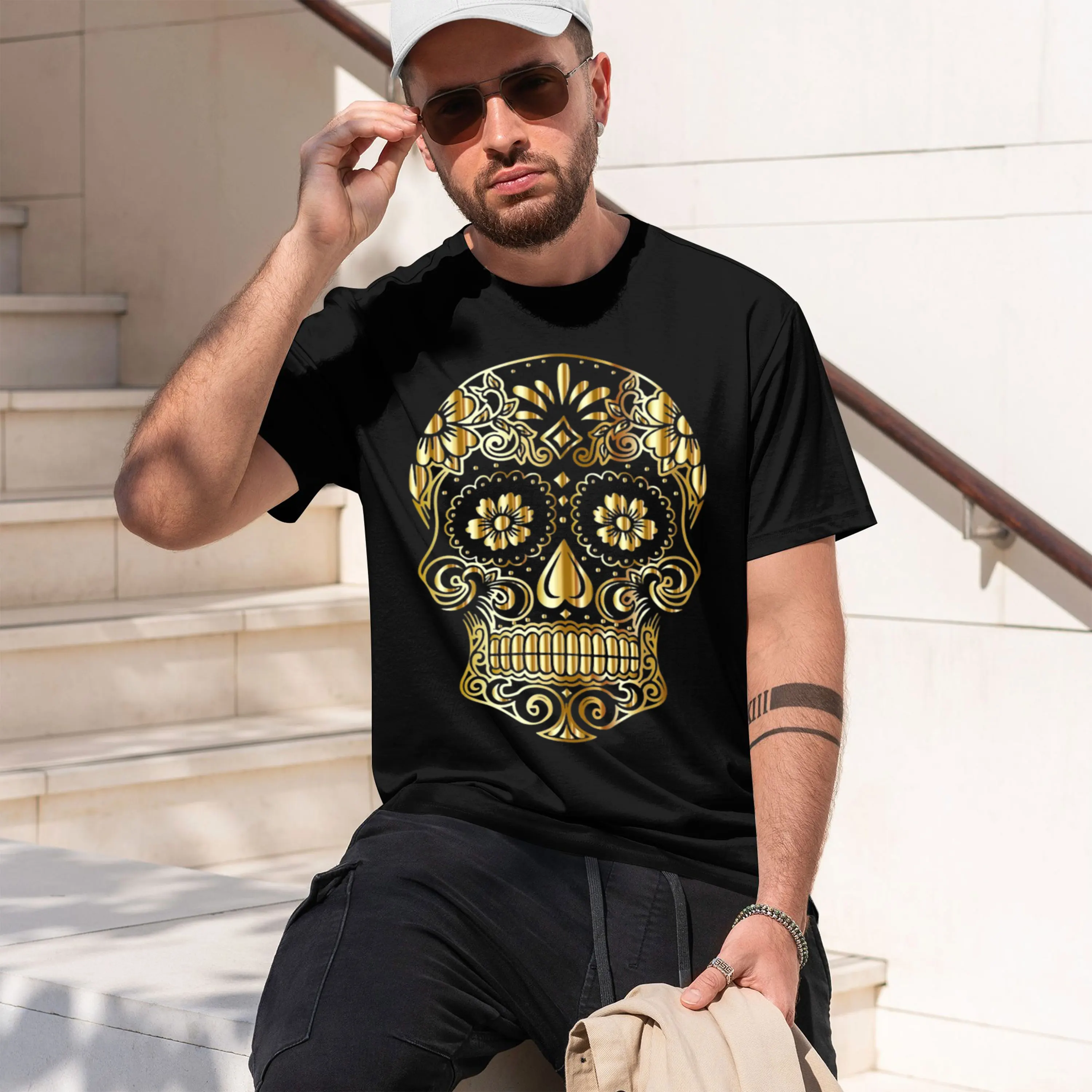 Фото Забавная футболка Mexan Sugar Skull 2021, новинка, золотая футболка с изображением сахарного черепа для мужчин, новая модель 2026 года, мужская футболка с коротким рукавом. №1