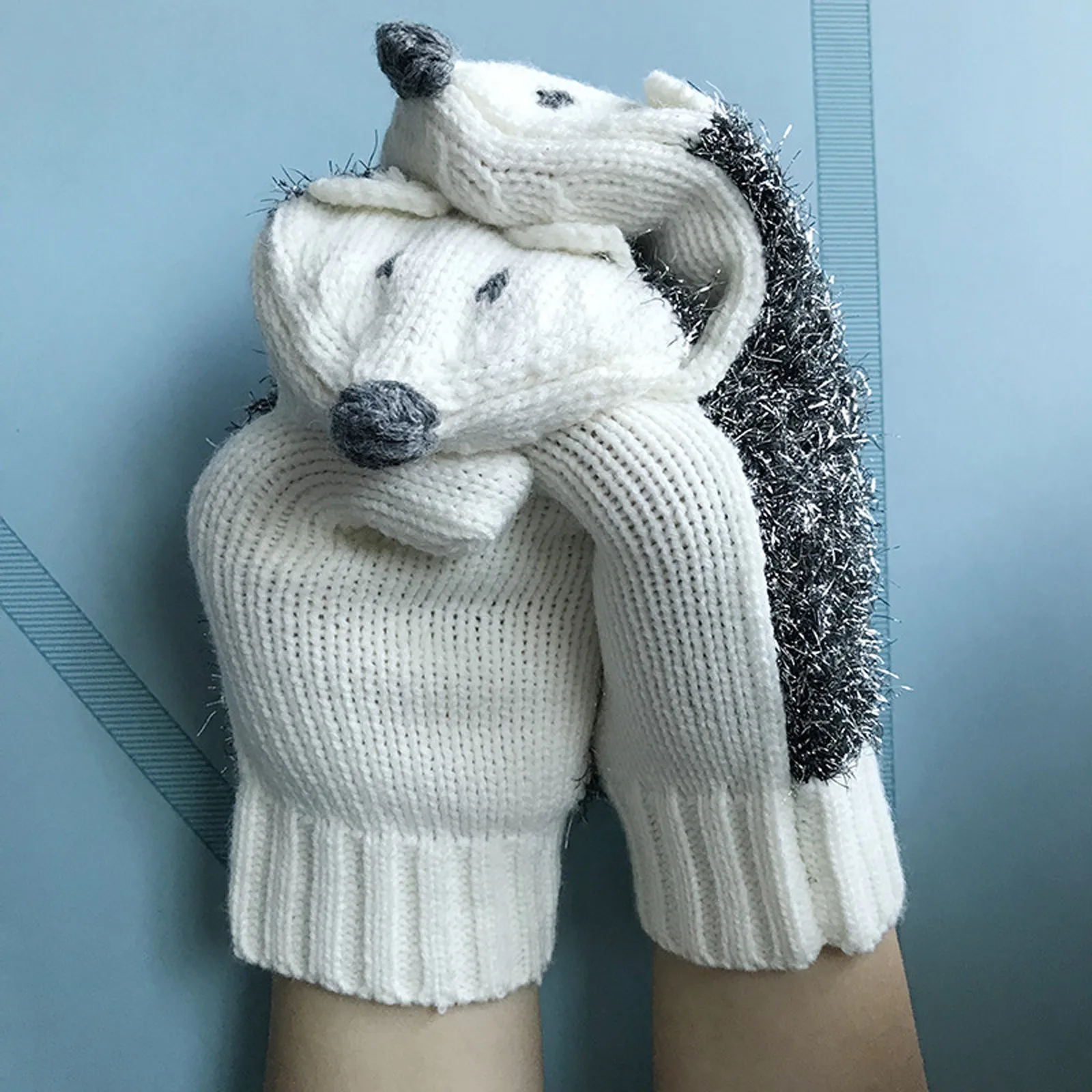 

2022 New Women's Warm Mitten Knitted Gloves Hedgehog Animal Woolen Gloves Ladies' Warm Knit Mittens Hedgehog Wool Gloves
