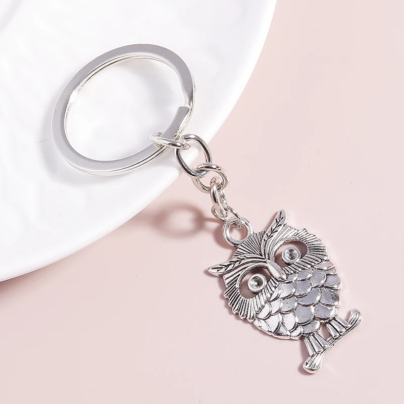 

Fashion 30mm Key Ring Metal Key Chain Keychain Jewelry Antique Silver Color Plated Owl Pendant Key Chian for Women Men