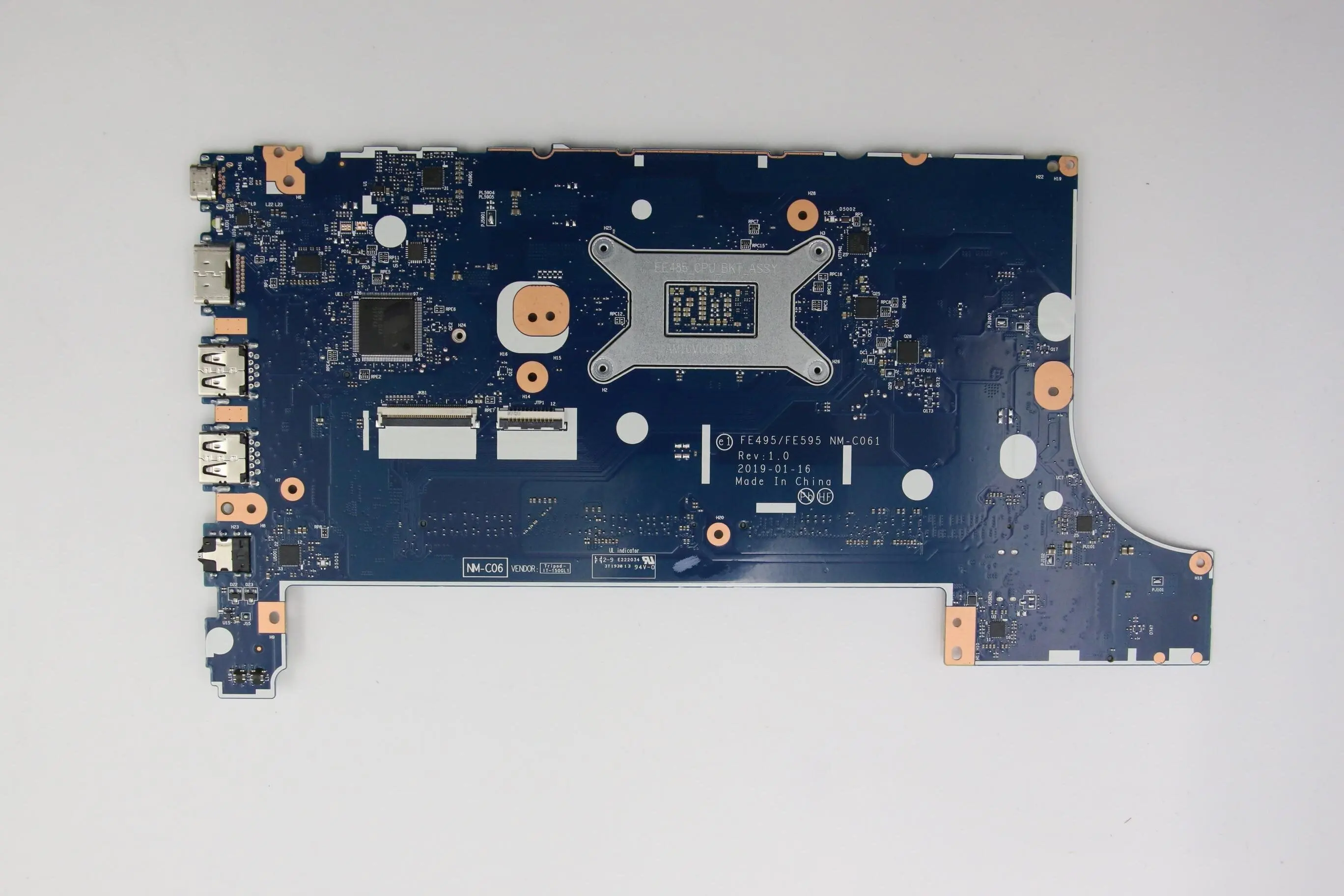 Рисунок 2 - SN NM-C061 FRU PN 02DM025 CPU AMDR33200U