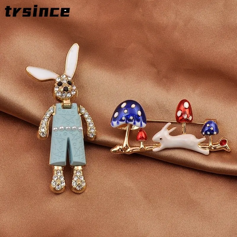 

Classic Luxury Cartoon Cute Rhinestone Bunny Brooches Pins Vintage Pearl Exquisite Corsage Party Banquet Rabbit Badges Pin