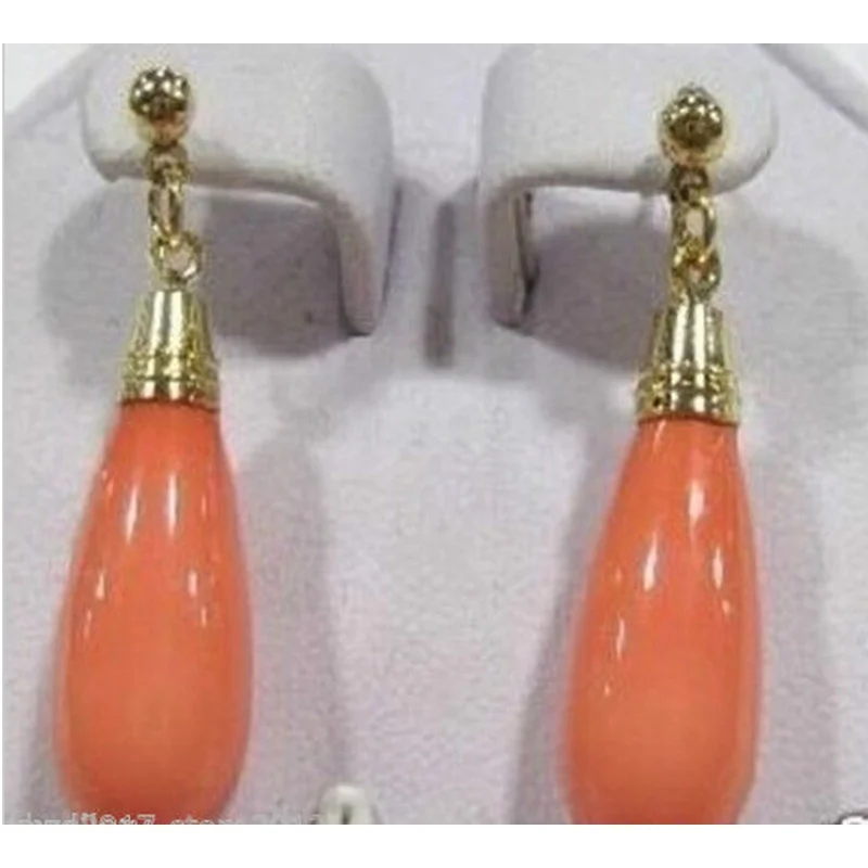 

Charming ! Pretty Noblest pink coral stud earring