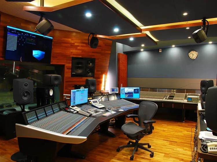 Рисунок 6 - Цифровой миксер 32 канала музыка