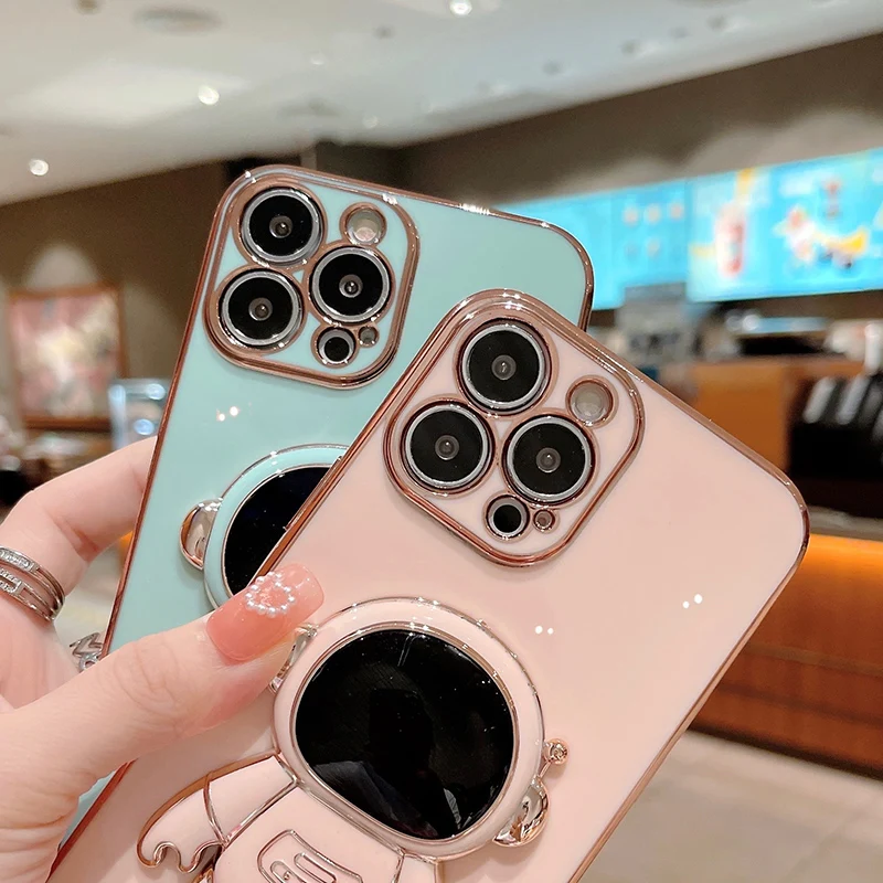 Astronaut Plating Stand Holder Phone Case for iPhone 13 Pro Max 12 Mini 11 XS Max X XR 6 6S 7 8 Plus SE 2020 Square Soft Cover