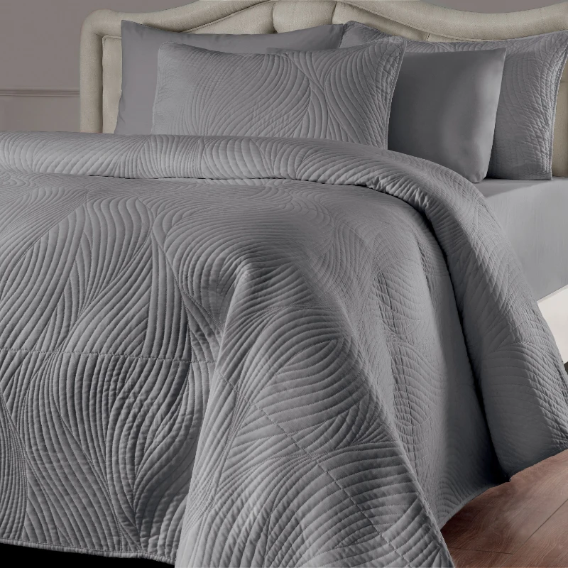 

Stream Stream Quilt Set, Queen, Grey