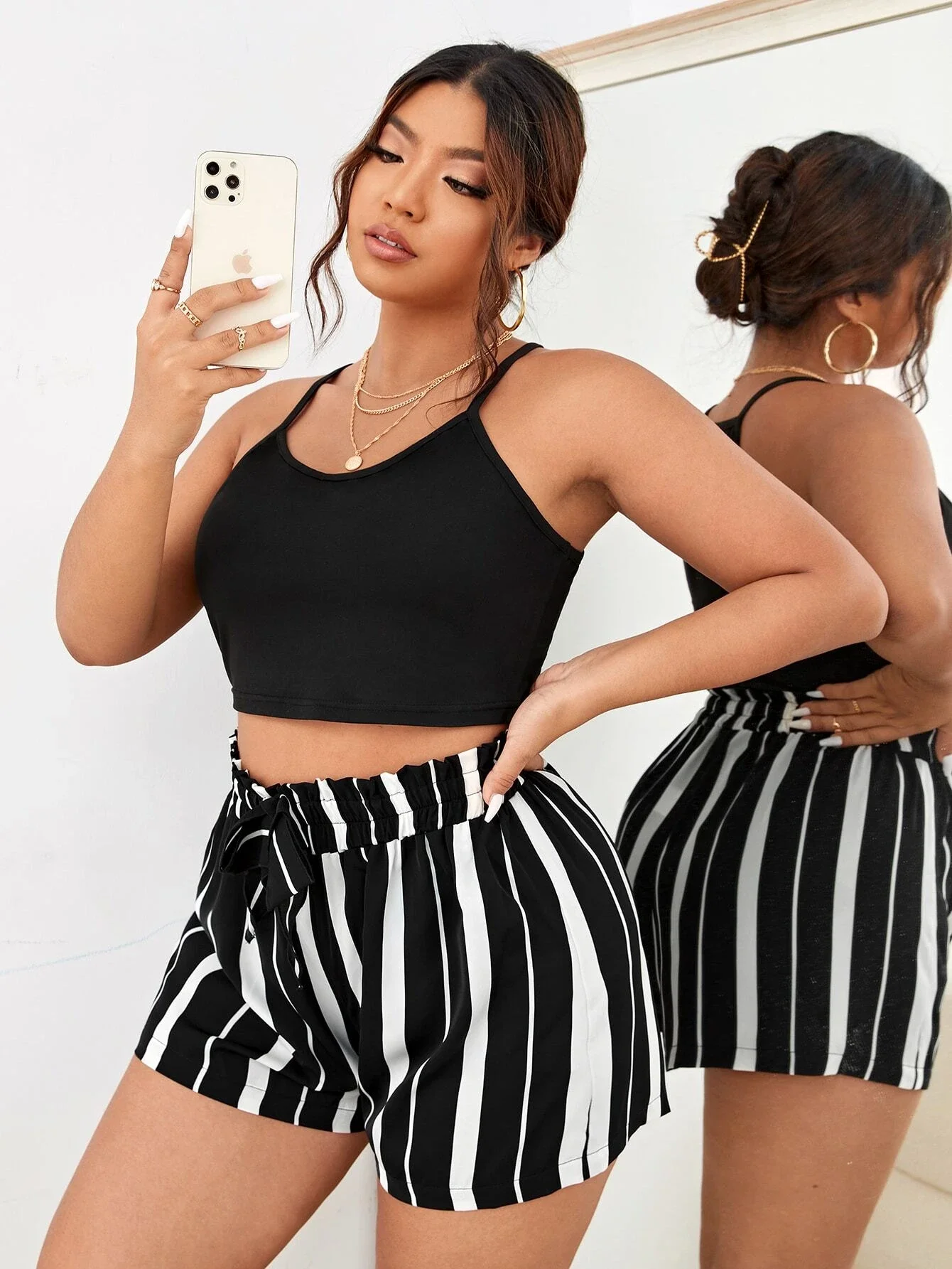 

Plus Crop Halter Top & Striped Shorts