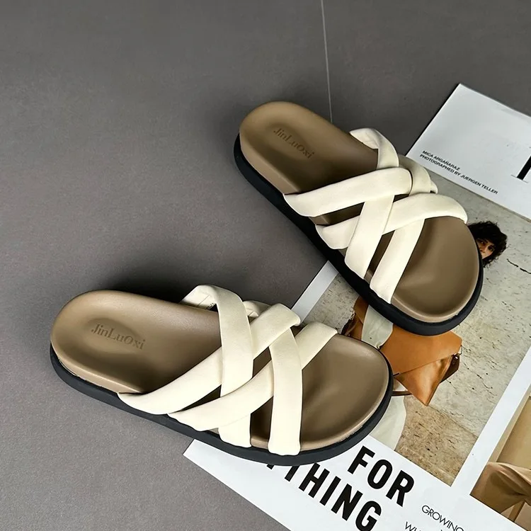 

Туфли на низком каблуке, римские базовые, с копым носком