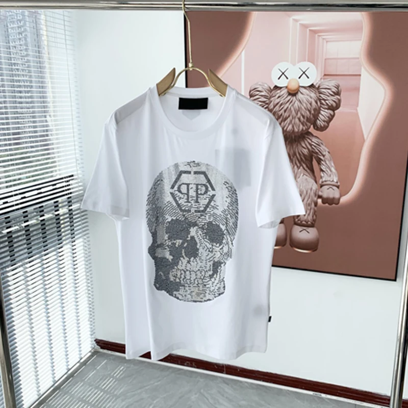 

2023 New Plein Brand Men's Jersey T-Shirt Crew Neck Top Hip Hop Stretch Sportswear Pure Anime Tshirt Vintage PP Clothes
