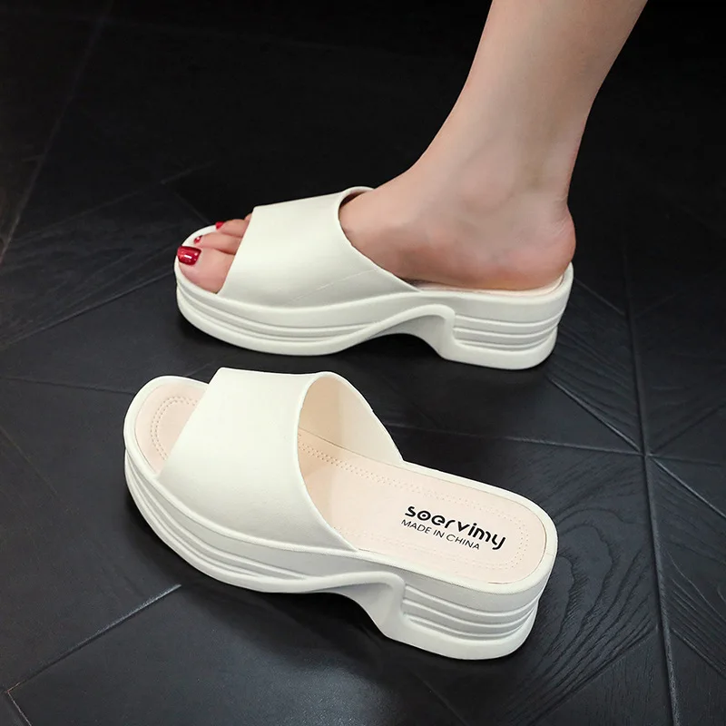 

Summer Fashion Platform Sandals Outdoor Beach Walking Slippers Fashion Female Wedge Shoes Casual Mules Shoes Designer Slippers