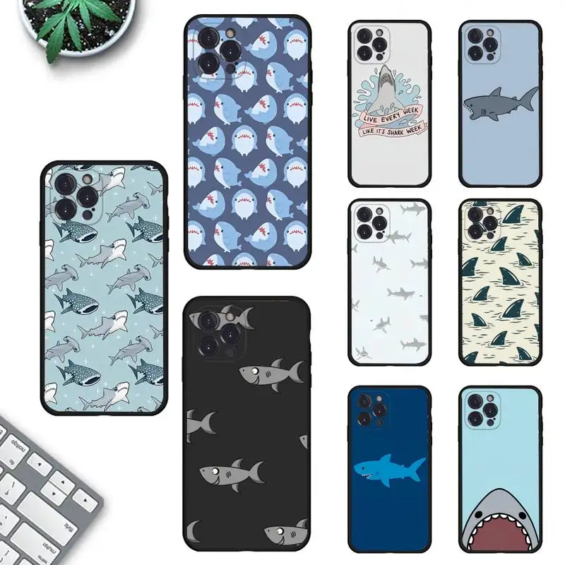 

Cute Cartoo Shark Pattern Phone Case For iPhone 14 11 12 13 Mini Pro Max 8 7 6 6S Plus X SE 2020 XR XS Funda Case