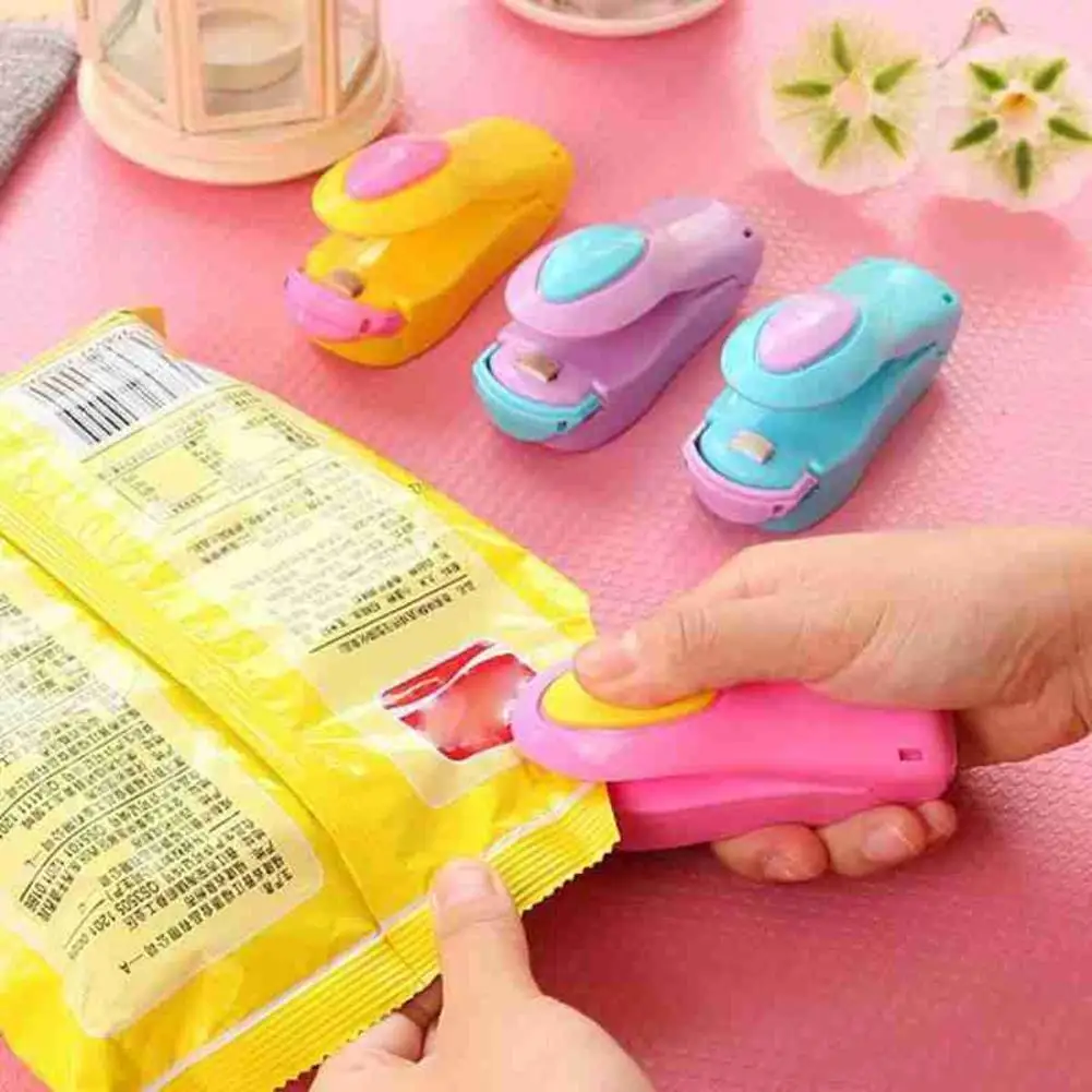

Mini Sealing Machine Portable Bag Heat Sealer Handy Sticker Seal For Food Snack Kitchen Gadgets Household Snack Bag Sealer