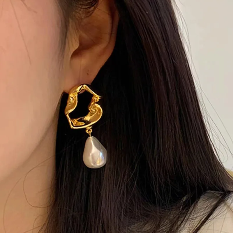 

Trendy Jewelry Vintage Temperament Simulated Pearl Earring For Women 2023 Trend New Delicate Design Ear Accessories