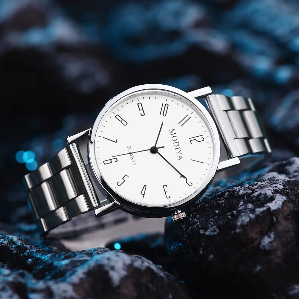 

2022 Mens Simple fashion Watch，Men Business Stainless Steel Belt Quartz Wrist Watch