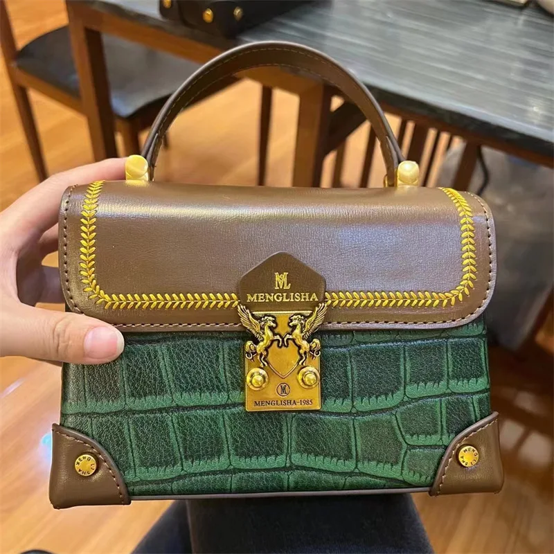 Luxury Pegasus Latch Box Bag Women's Handbag 2023 New Advanced Stone Wallet One-shoulder Satchels Sac