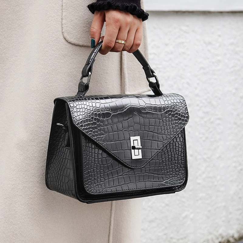 

Высококачественные женские маленькие сумочки из искусственной кожи, модная женская сумка-тоут через плечо, повседневные женские сумки чер...