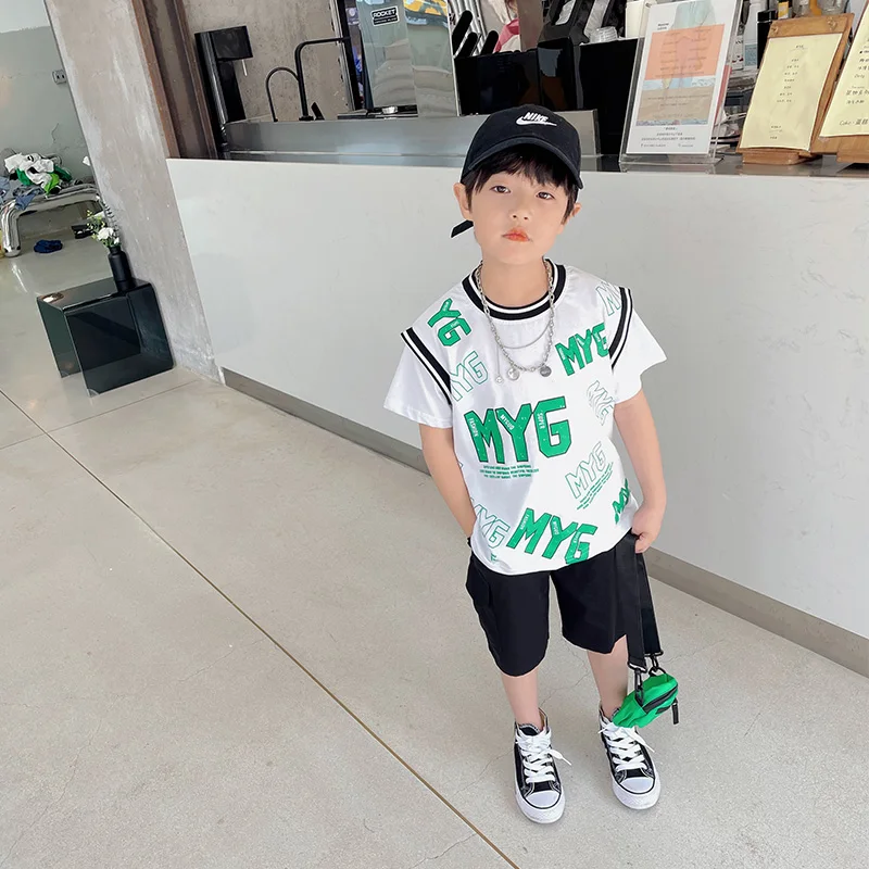 

Костюм для мальчиков летняя тонкая хлопковая детская одежда с коротким рукавом Новинка 2022 модная красивая модная одежда в западном стиле