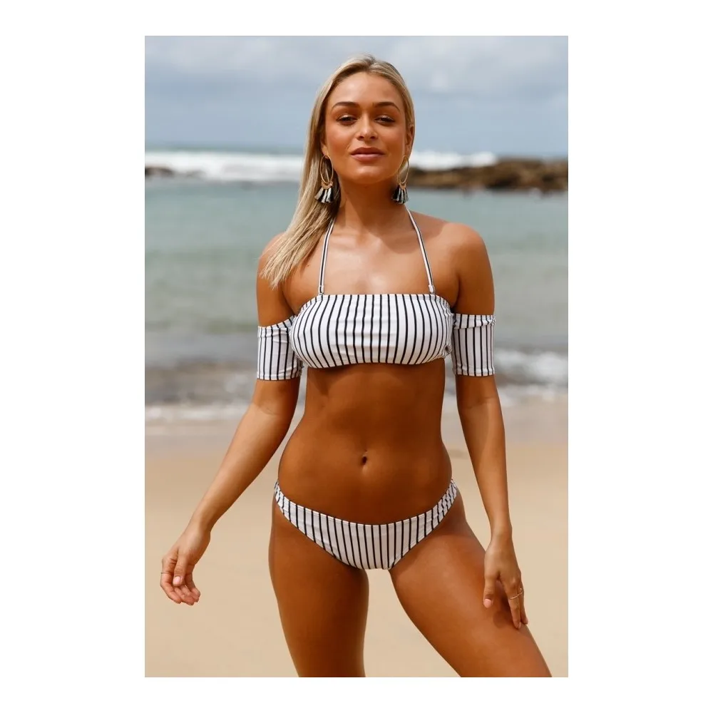 

Стильный костюм бикини без бретелек Dorlie
