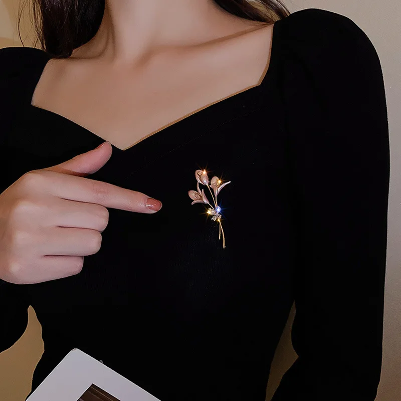 Популярная розовая школьная форма для учеников броши в виде цветка с розовыми