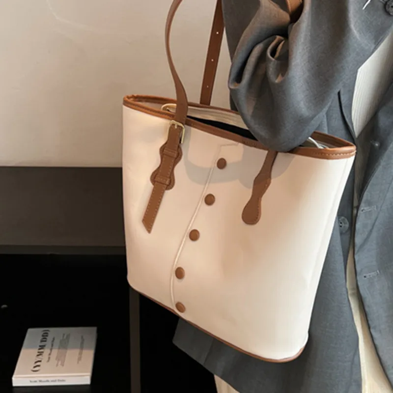 

Large Capacity Women's Branded Shoulder Bag All Match Quality Soft Pu Leather Handbag Fashion Button Decoration Trendy Tote Bags