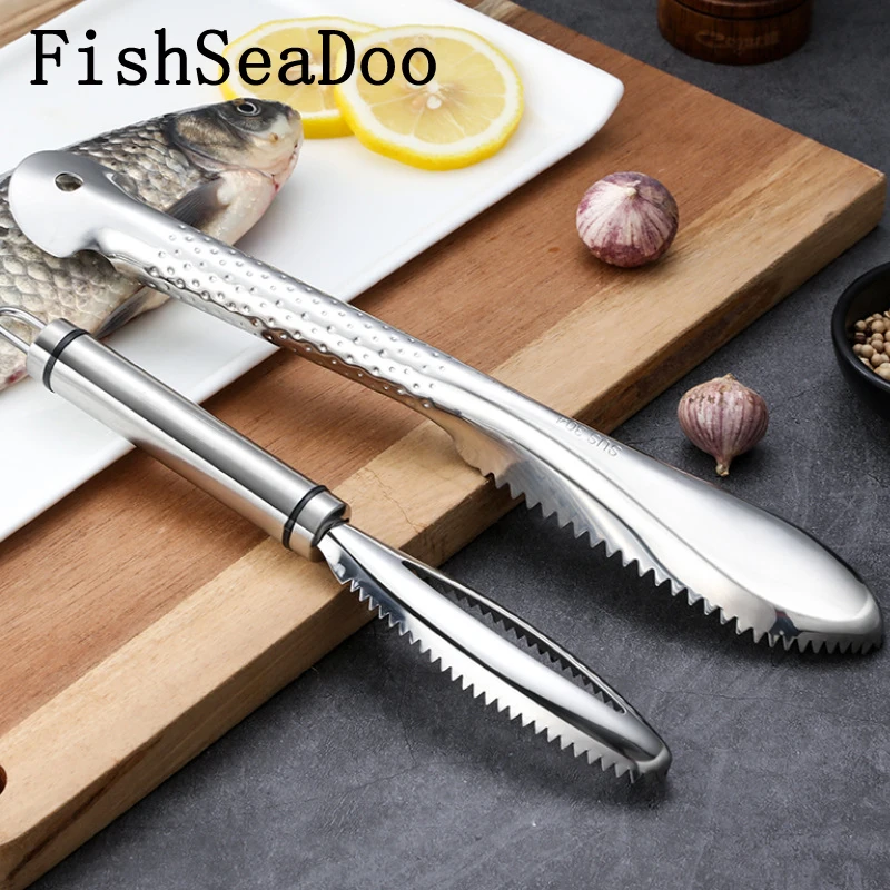 Купи Mulifunction Fish Scale Scraper Stainless Steel 304 Cleaning Tools Home Kitchen Graters Planer Scale Removing Device за 149 рублей в магазине AliExpress