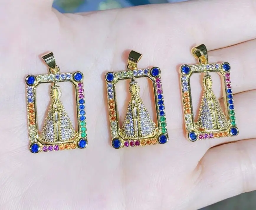

Квадратные модные украшения с микро-инкрустацией из фианита, золотой Радужный кристалл, Иисус, религиозные подвески, ожерелья
