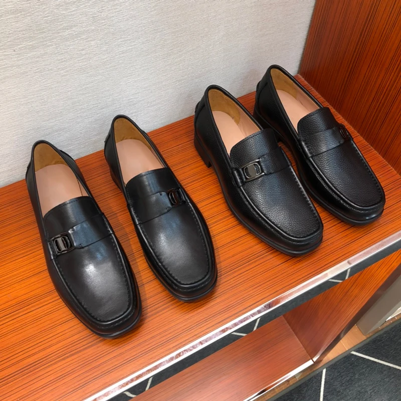 

Brand designers are all original leather calfskin inside and outside! Classic men's leather business leather shoes