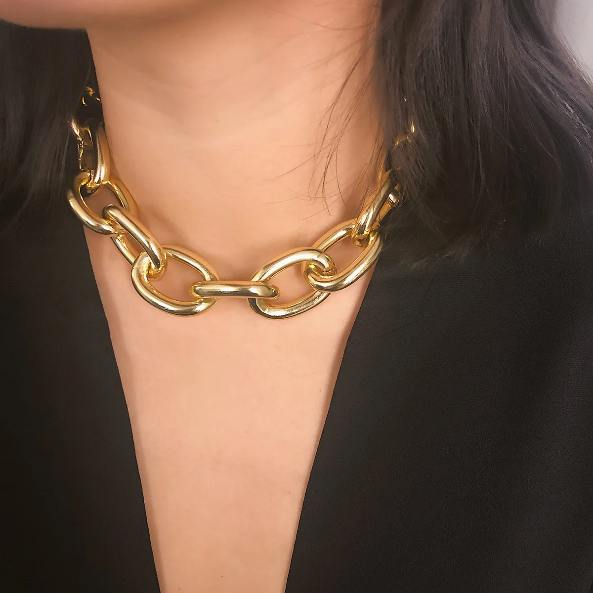 

Простое индивидуальное металлическое ожерелье-цепочка ожерелье женское массивное матовое короткое ожерелье в стиле панк