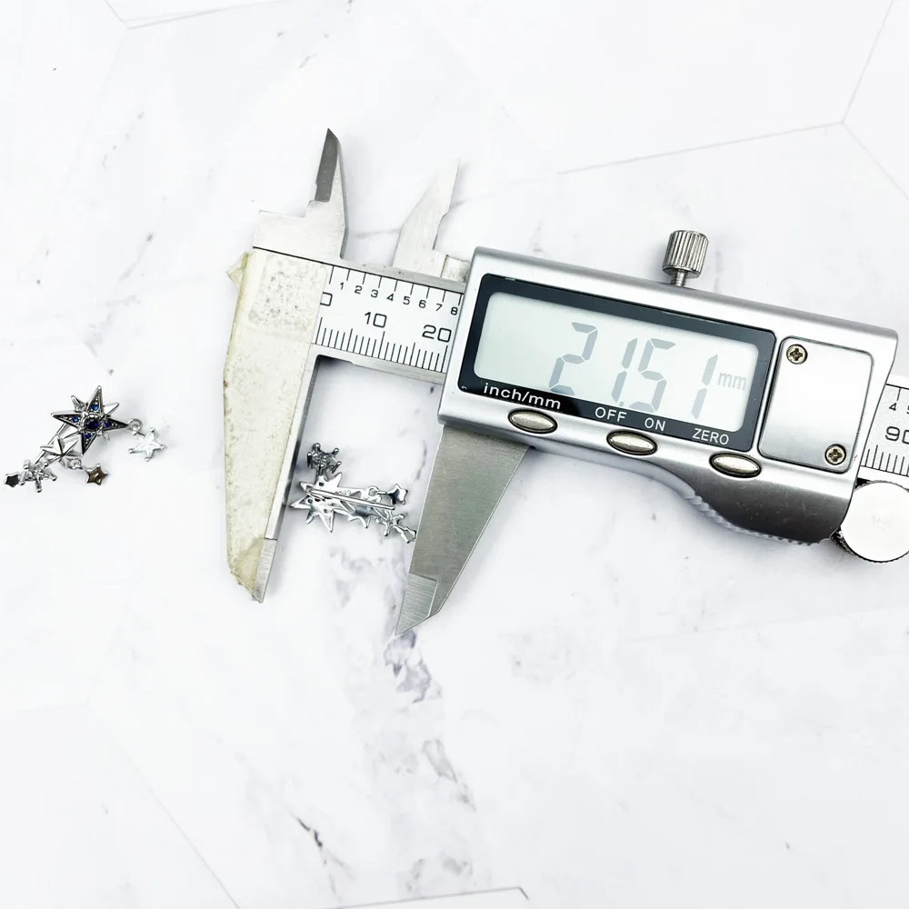 Серьги-подвески для женщин серебро 2022 пробы с фианитом