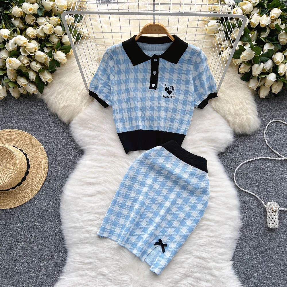 

Summer New Knitted Skirt Suit Ins Fashion Plaid Short Sleeve Polo Sweater Top And High Waist Hip Wrap Short Skirt Two Piece Set
